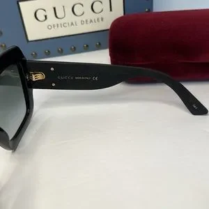 ?- New Authentic GUCCI Square Frame Glitter GG0102S 001 Sunglasses Black Gucci | Accessories | New Authentic Gucci Black Gg02s 001  main image 4